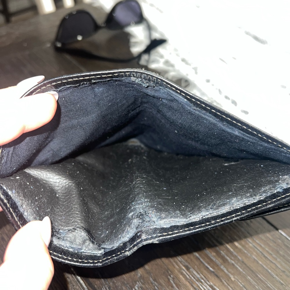 Fendi Wallet - Picture 7 of 9